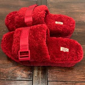 UGG Fluffita Flatform Slippers